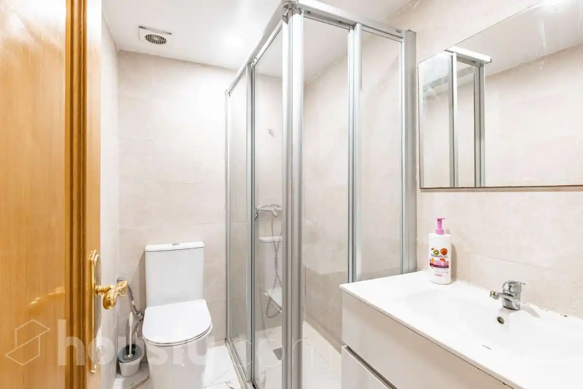 Baño de Planta baja en venta en Badia del Vallès, Barcelona
