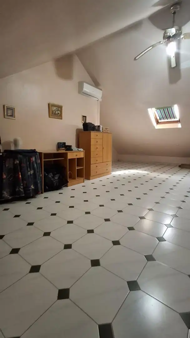 Houses for sale in Sevilla  with Air Conditioner and Storage room