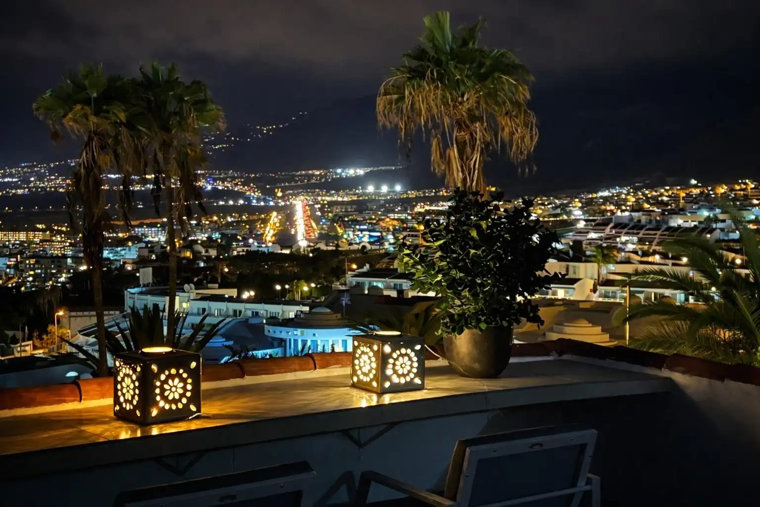 Terrace of Houses for sale in Adeje  with Air Conditioner, Private garden and Terrace