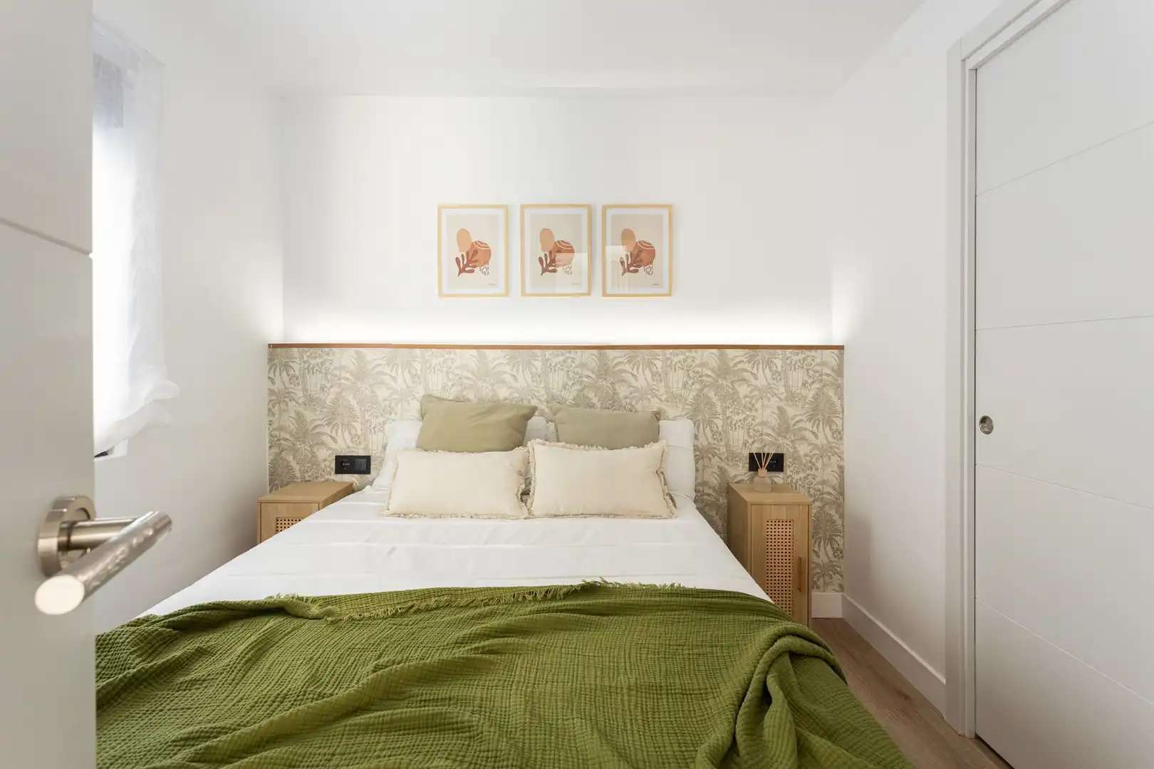 Schlafzimmer von Einfamilien-Reihenhaus zum Verkauf in Badalona mit Klimaanlage, Heizung und Terrasse