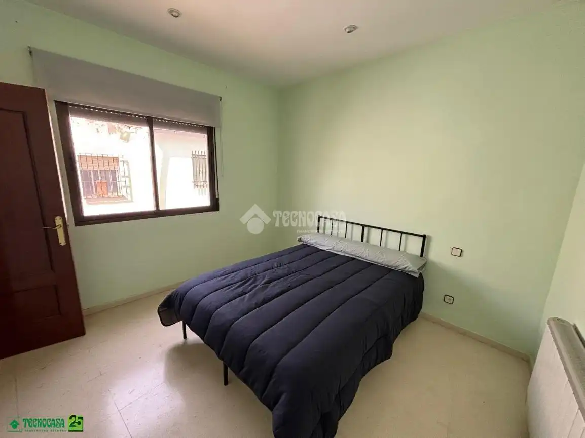 Dormitori de Casa adosada en venda en Granátula de Calatrava amb Aire condicionat