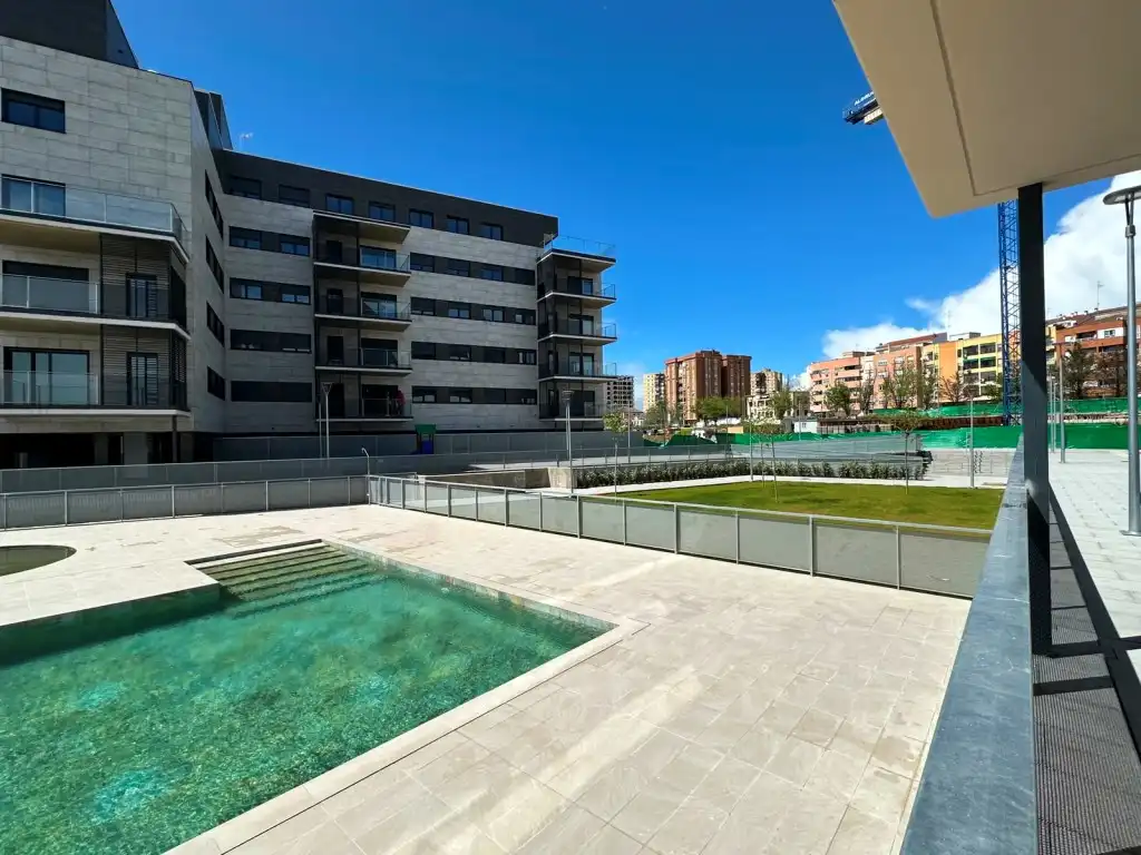 Apartamento de alquiler en Calle Jose Luis Iniesta Vazquez, La Estación
