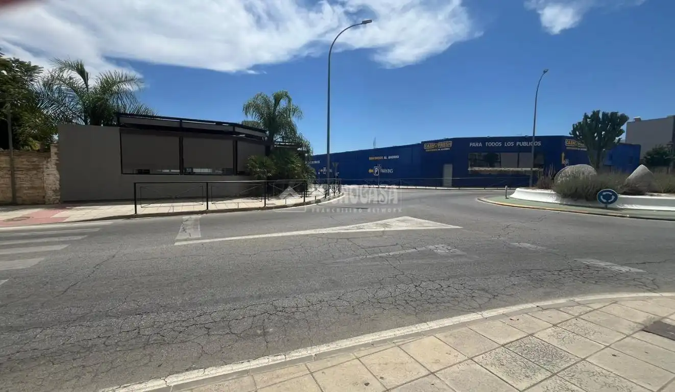 Commercial properties for rent in Pilas