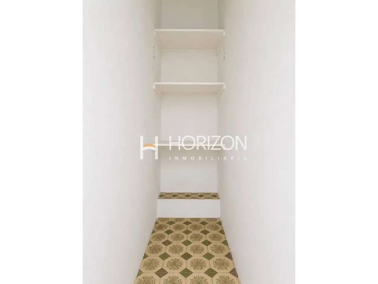 Flat for sale in Barcelona  with Terrace, Storage room and Balcony