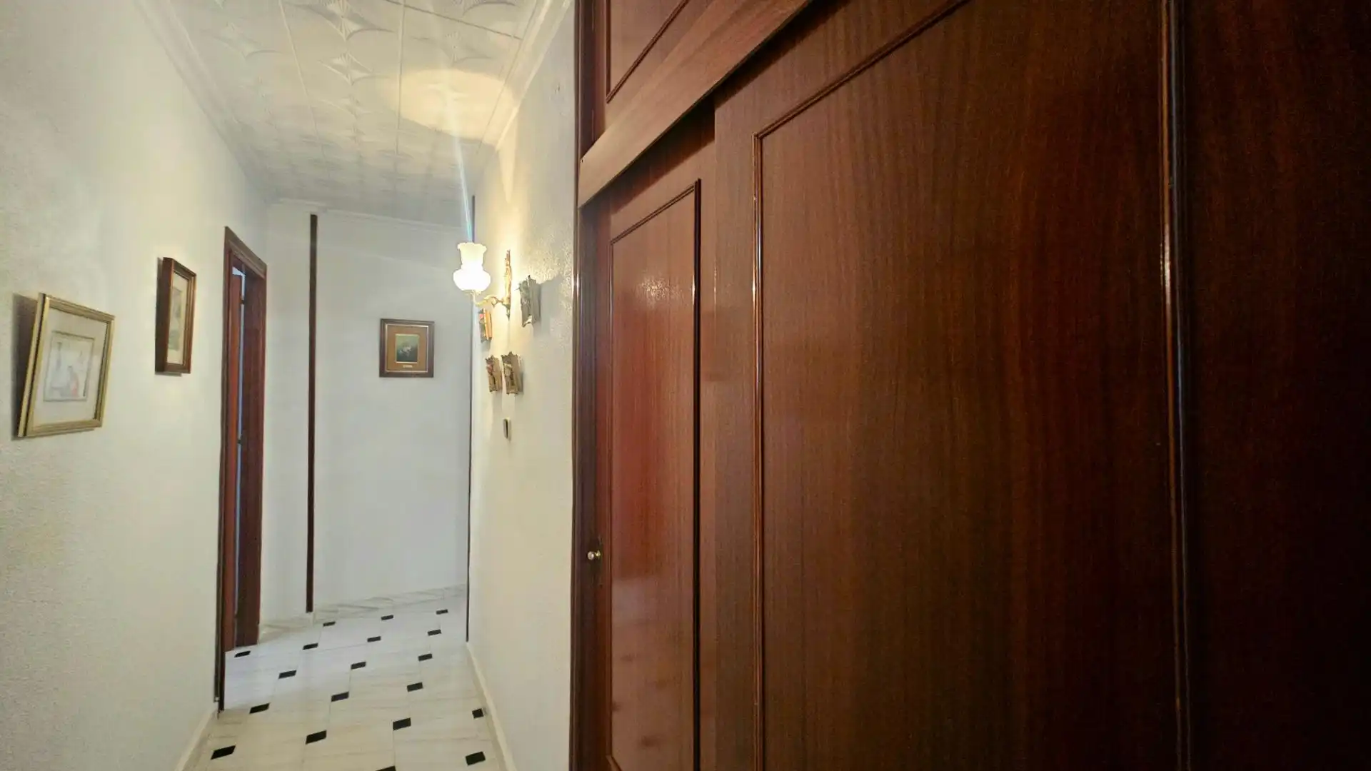 Wohnung zum Verkauf in La Unión mit Klimaanlage, Terrasse und Abstellraum
