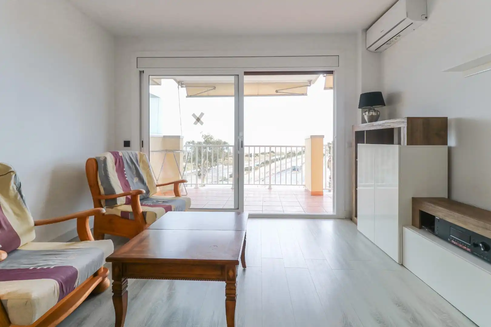 Bedroom of Flat for sale in Vilanova i la Geltrú  with Air Conditioner, Parquet flooring and Balcony