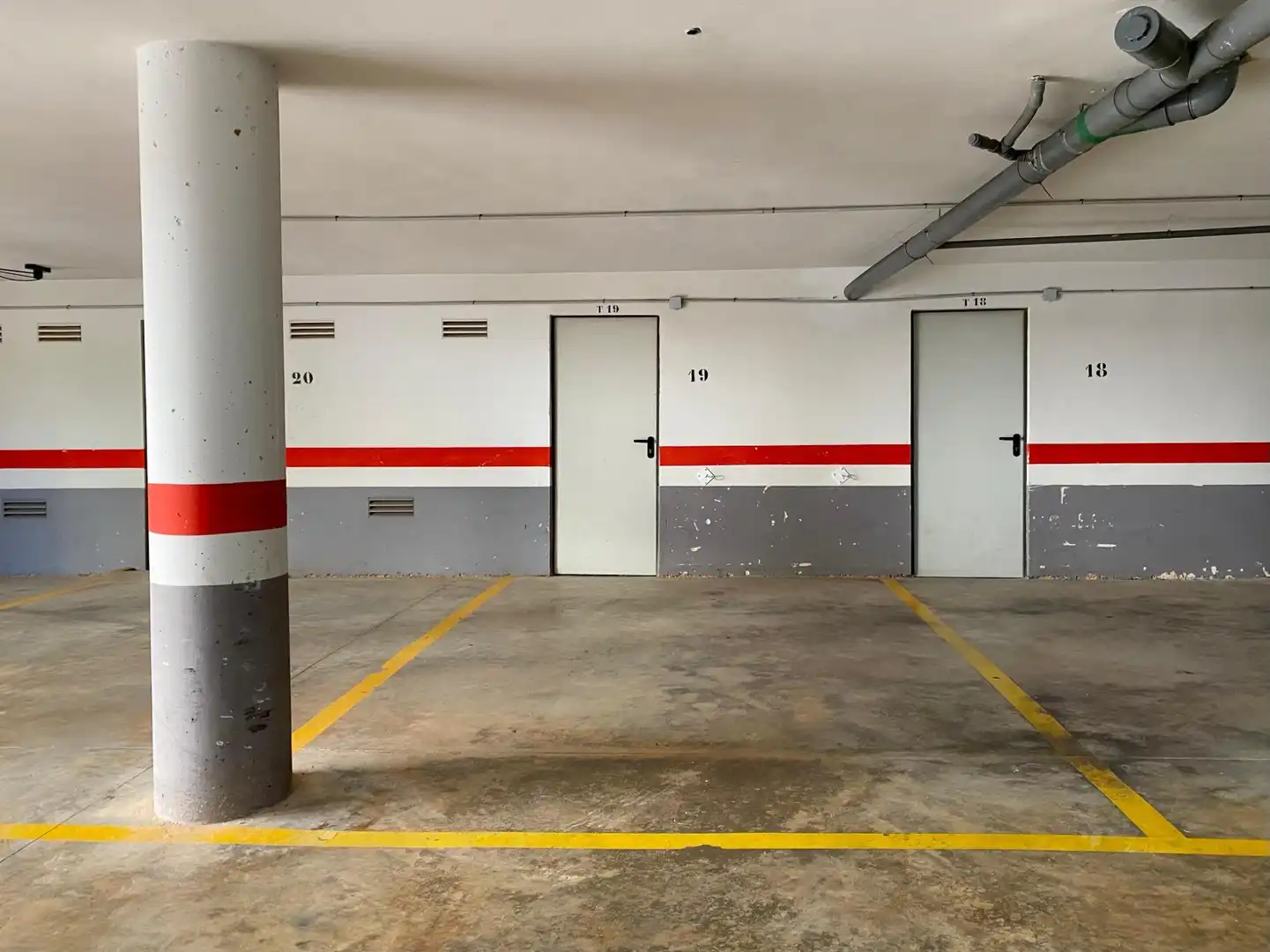 Parking of Apartments for sale in Dénia  with Air Conditioner, Heating and Private garden