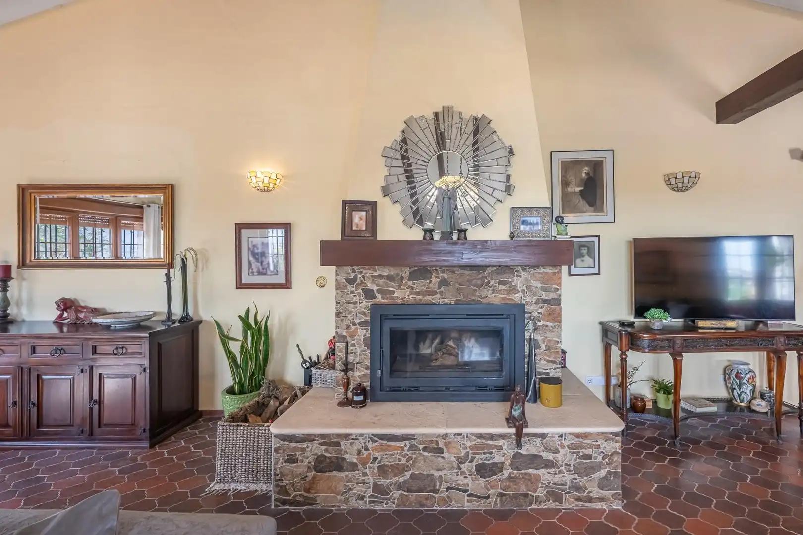 Sala d'estar de Casa o xalet en venda en Mijas amb Aire condicionat, Calefacció i Jardí privat