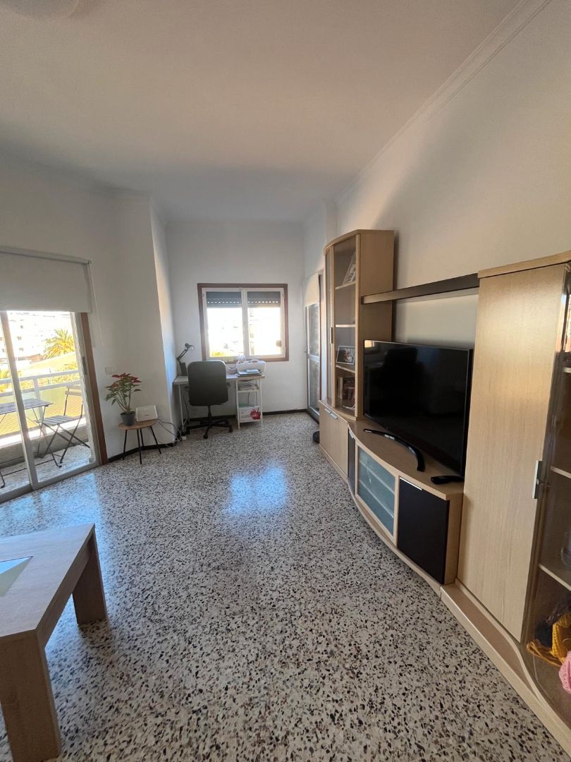 Living room of Flat for sale in Las Palmas de Gran Canaria  with Storage room and Furnished