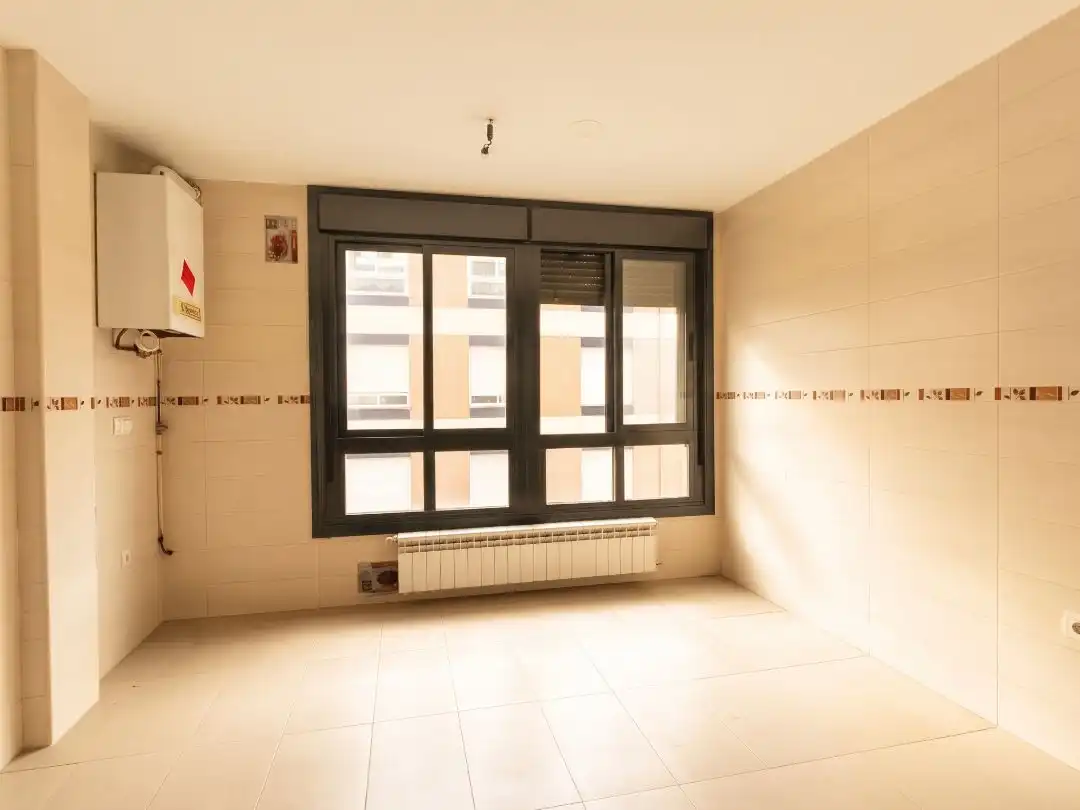 Flat for sale in O Barco de Valdeorras , Ourense