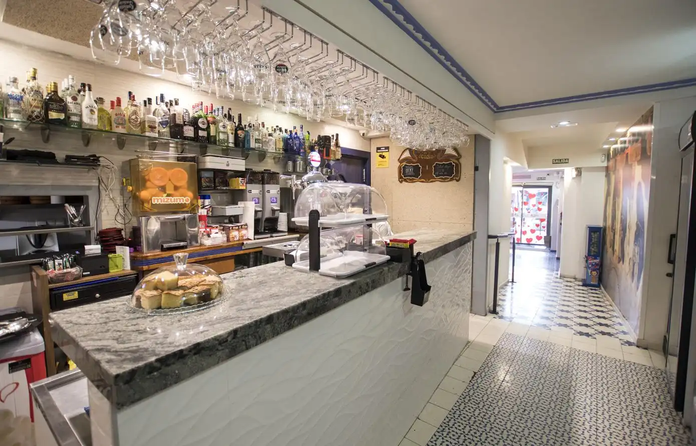 Local comercial de lloguer a Plaza Carlos Castel 8, imagen 12