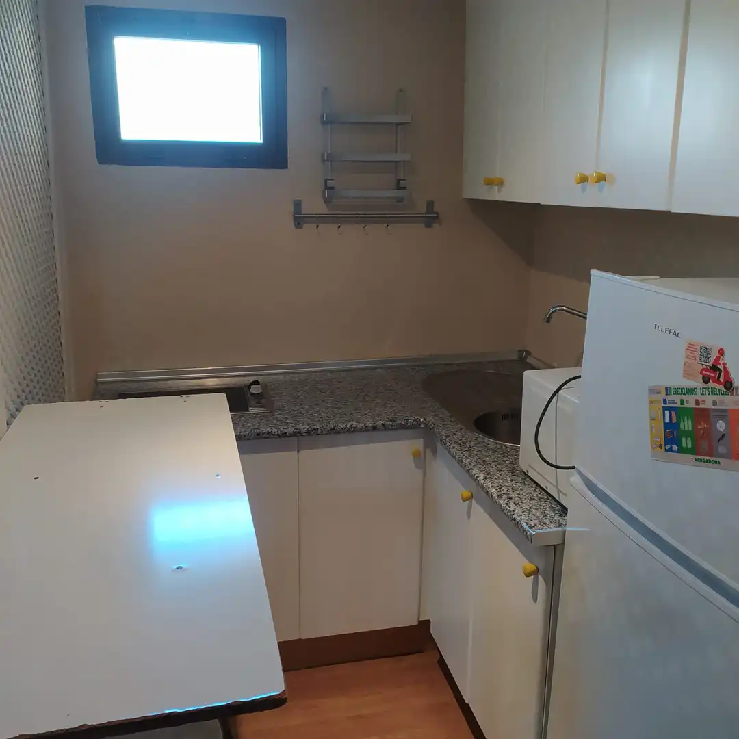 Cocina de Estudio de alquiler en Estepona con Amueblado