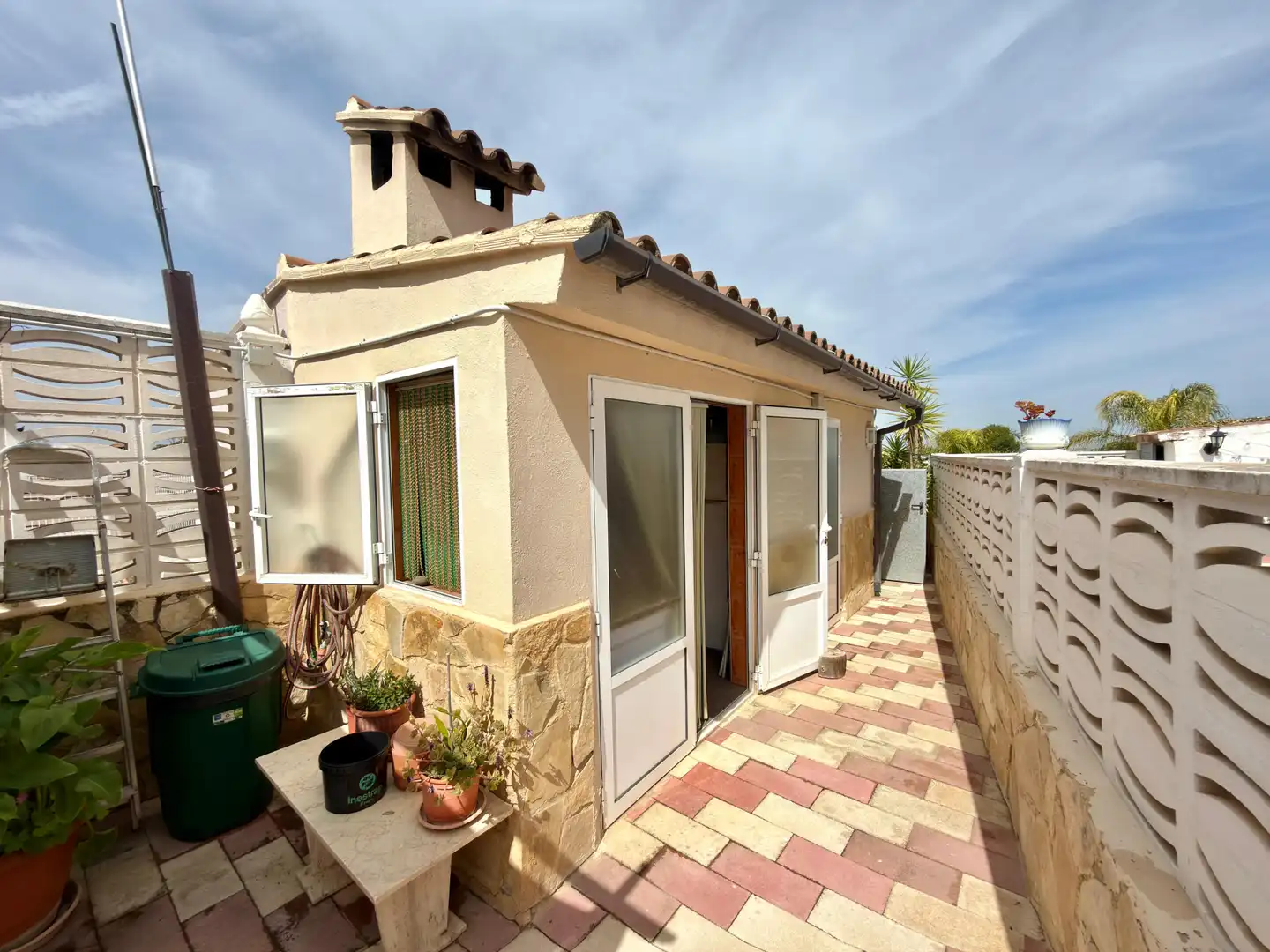 Exterior view of Houses for sale in Torrent  with Air Conditioner, Heating and Private garden