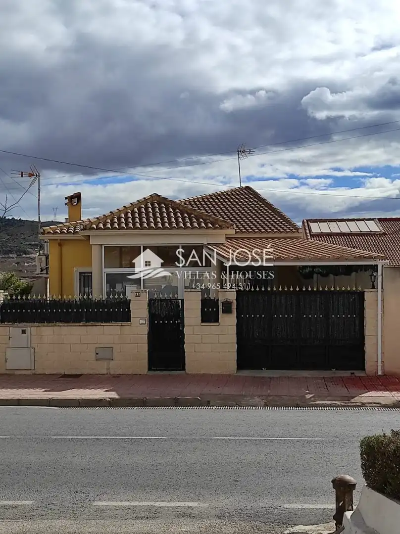 Vista exterior de Casa o chalet en venta en Hondón de los Frailes con Calefacción, Terraza y Trastero