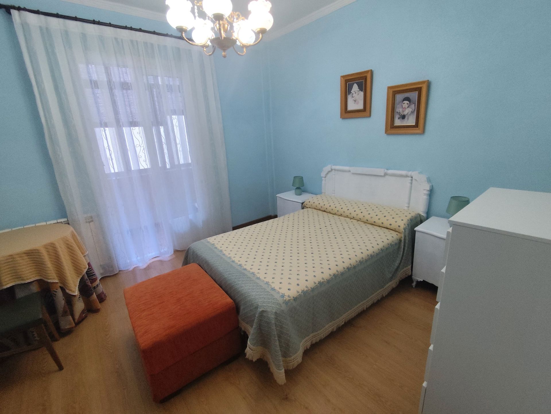 Habitación de Piso de alquiler en Valladolid Capital con Amueblado