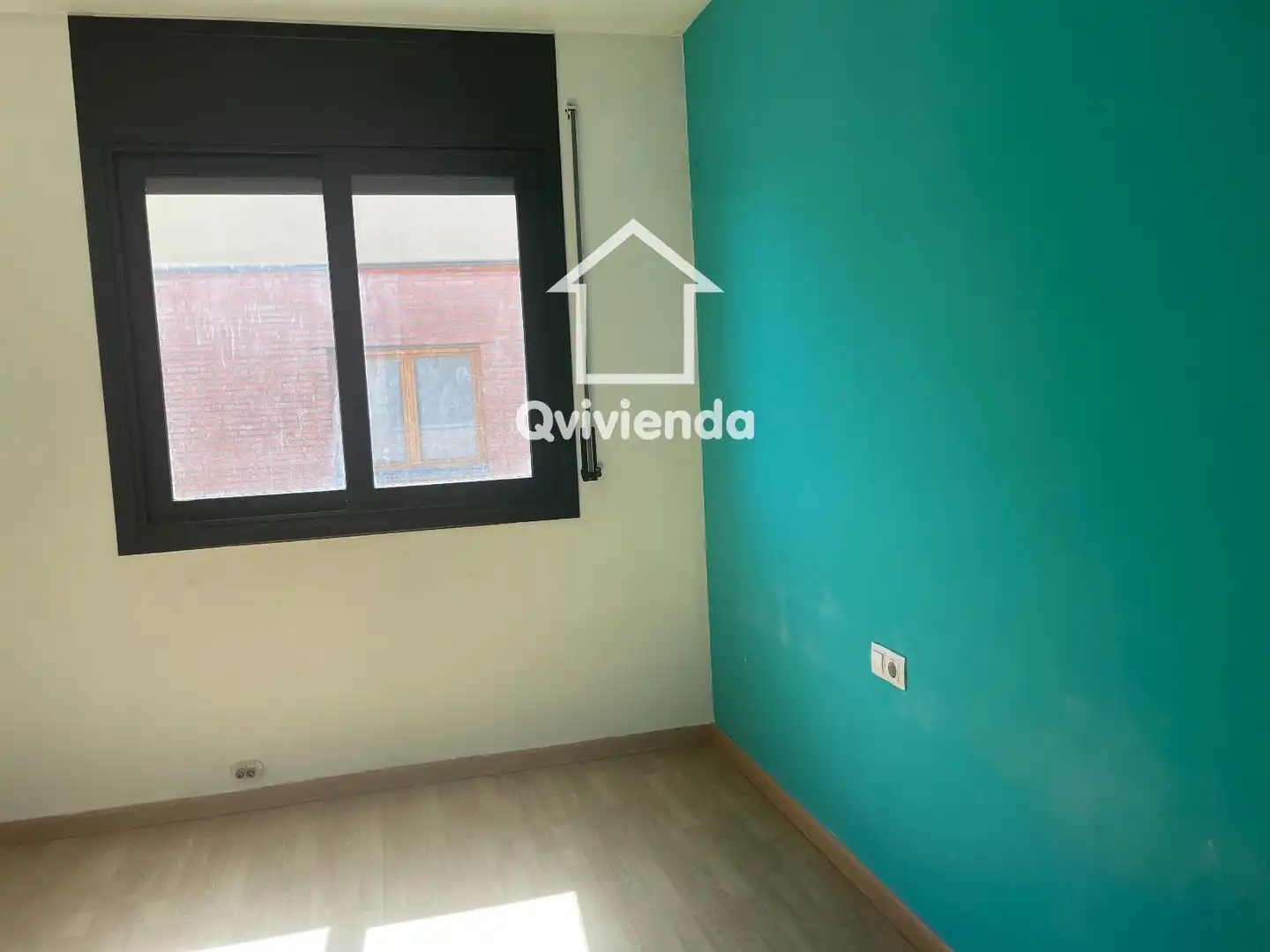 Habitación de Casa adosada en venta en Montmeló con Calefacción
