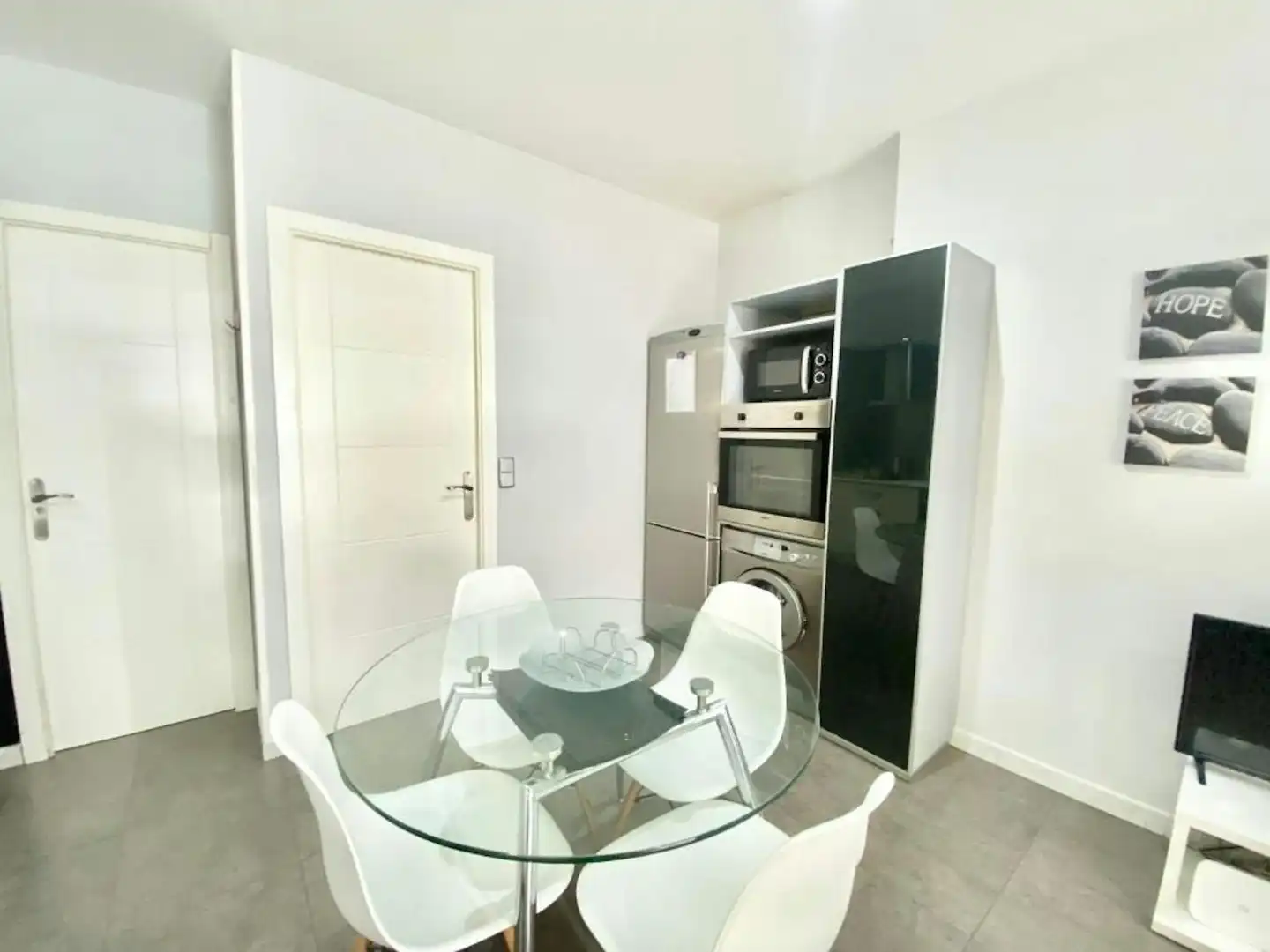 Kitchen of Flat for rent in Madrid  with Air Conditioner, Heating and Furnished