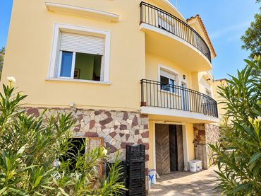 Villa mit Balkon zum Verkauf in Ciutadella