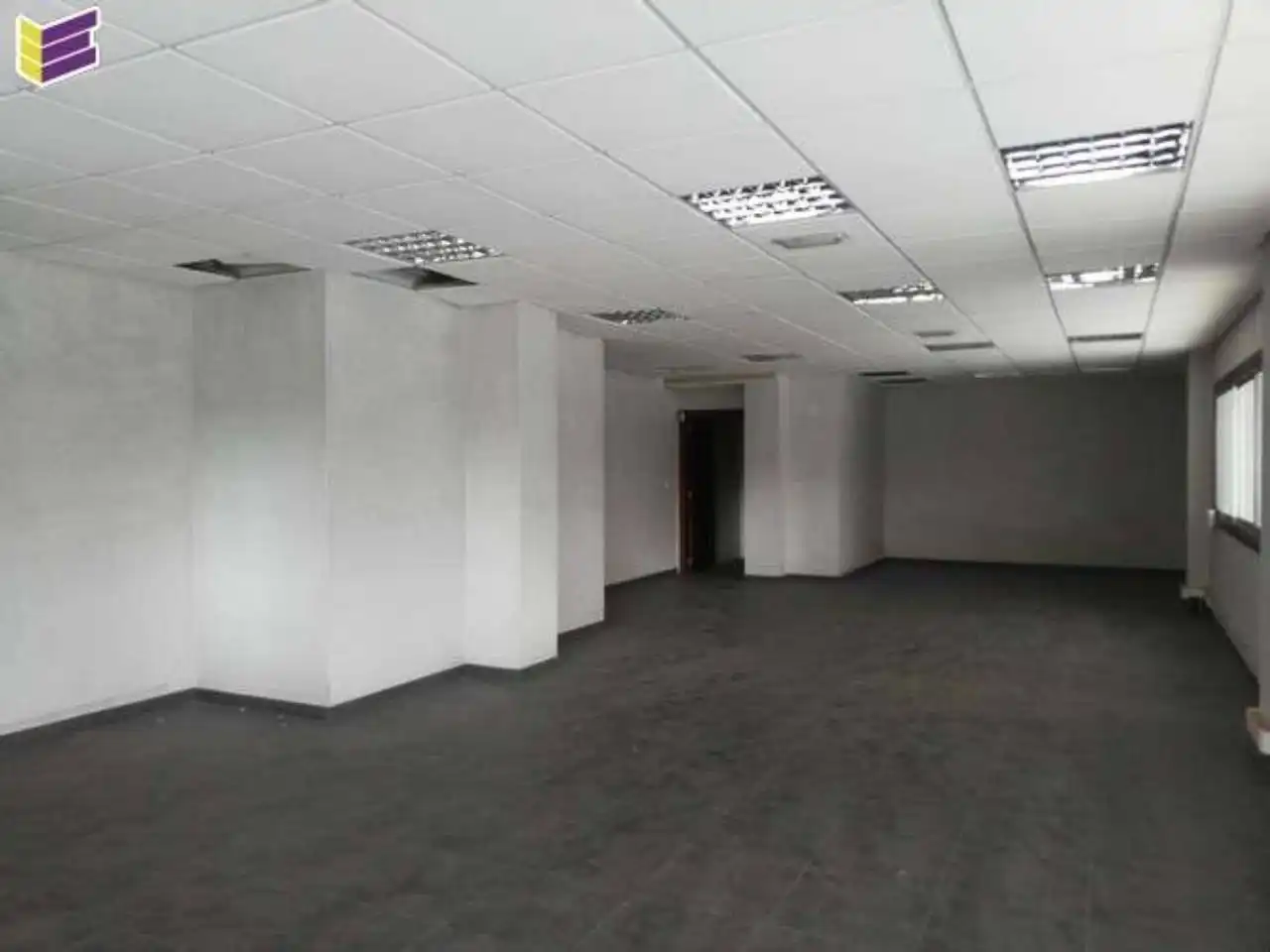 Office for sale in Navia
