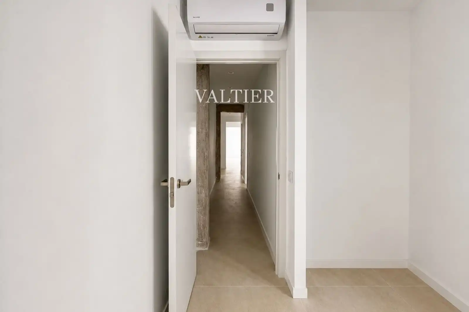 Flat for rent in Valencia  with Air Conditioner, Heating and Terrace