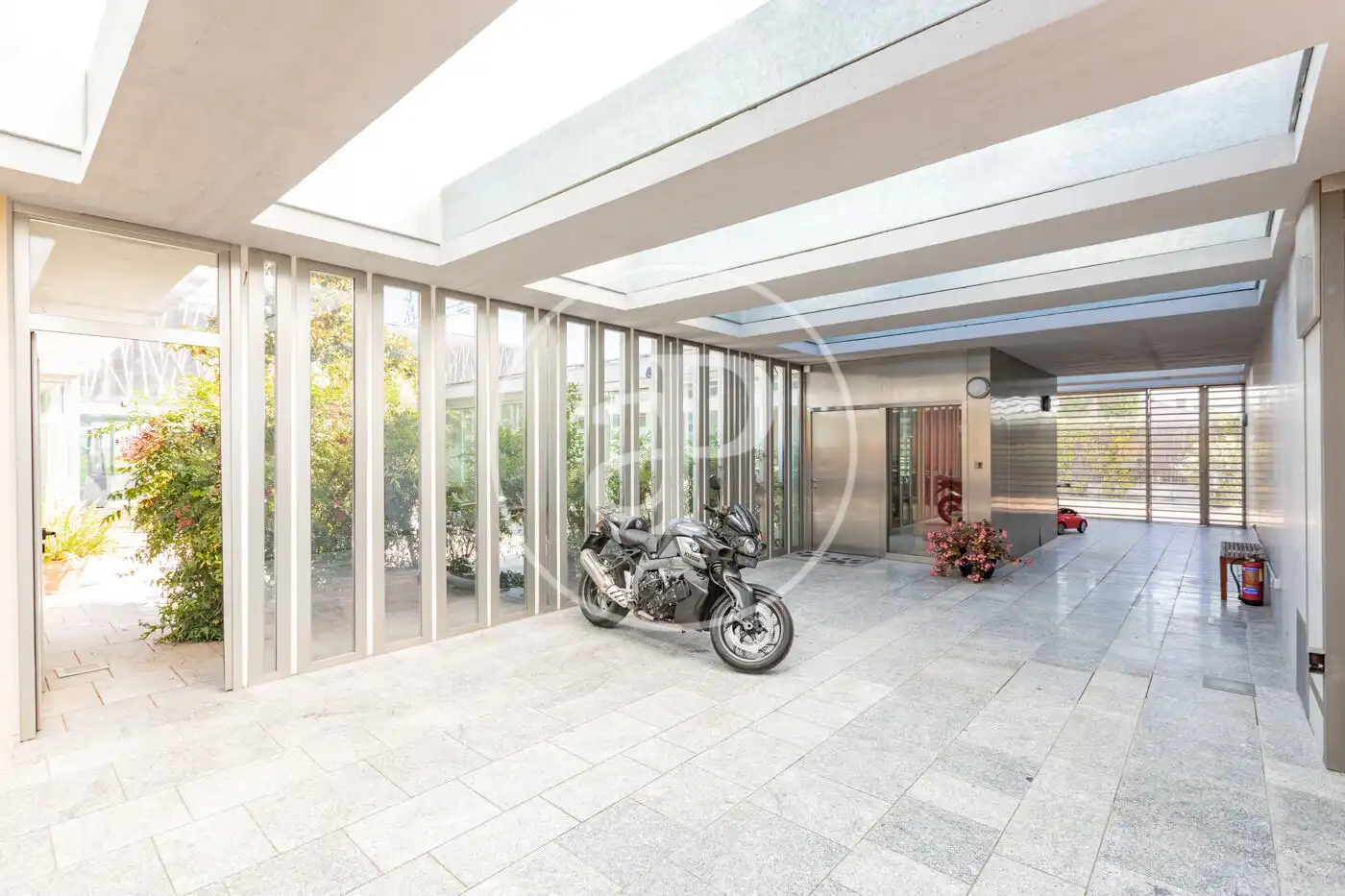 Houses for sale in Madrid  with Air Conditioner, Heating and Private garden