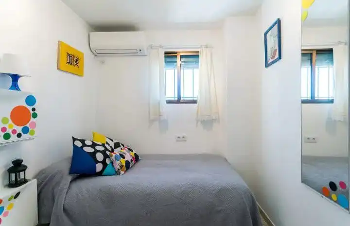 Habitación de Ático en venta en Sevilla con Aire acondicionado y Calefacción