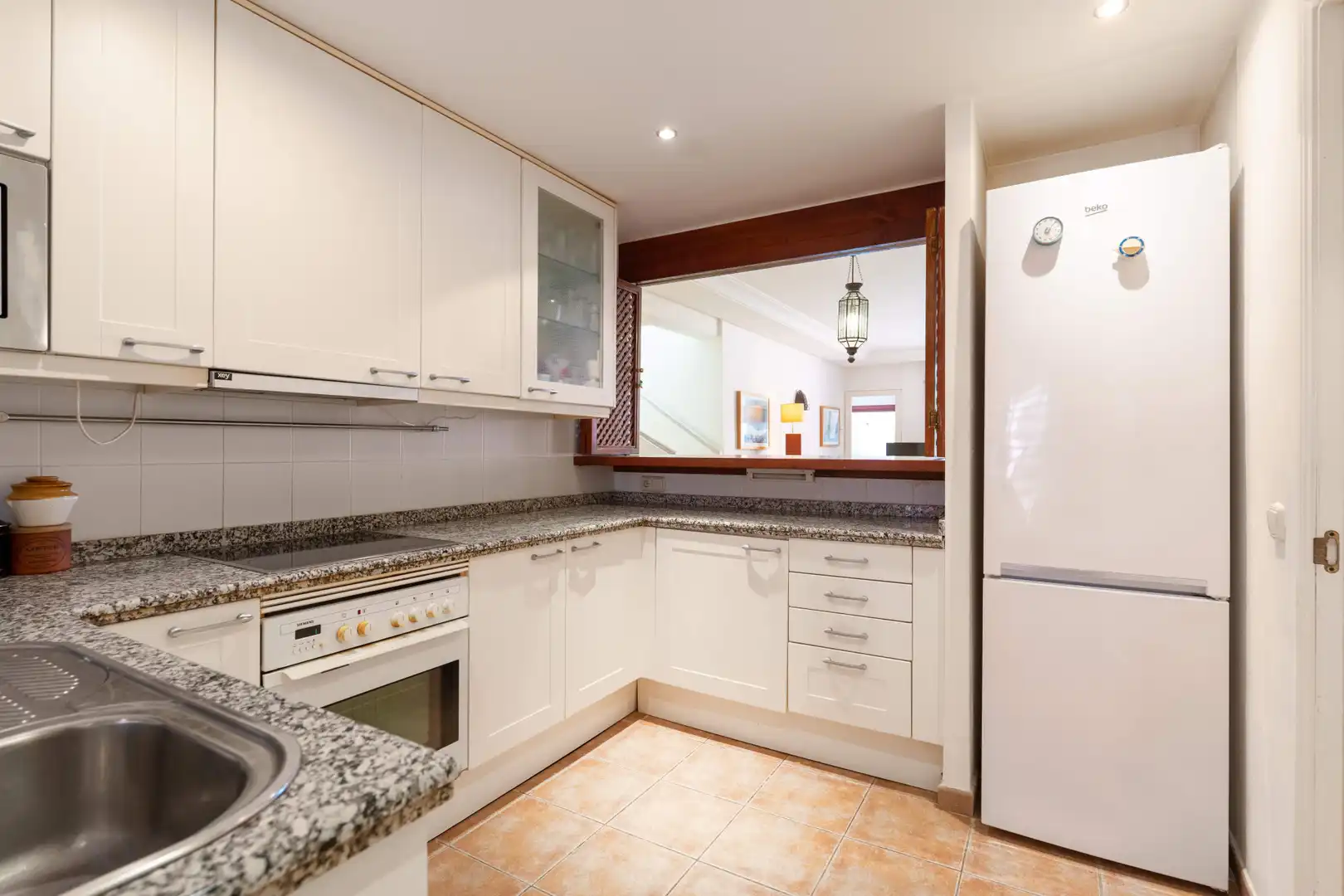 Kitchen of Attic for sale in Estepona  with Air Conditioner, Terrace and Swimming Pool