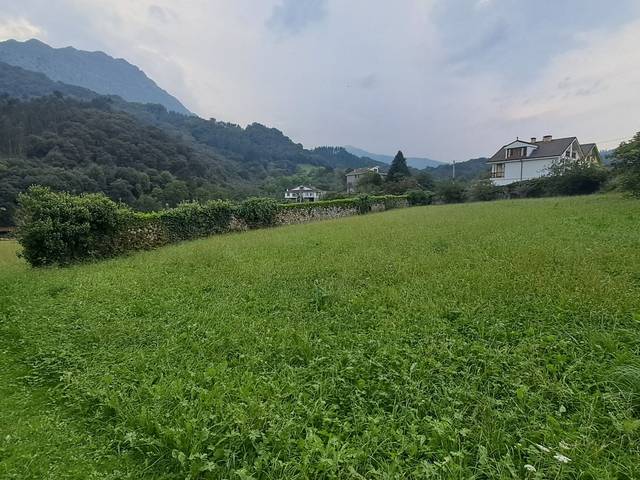 Terreno residencial en Venta en Barrio la Vía, 36 en Ruesga