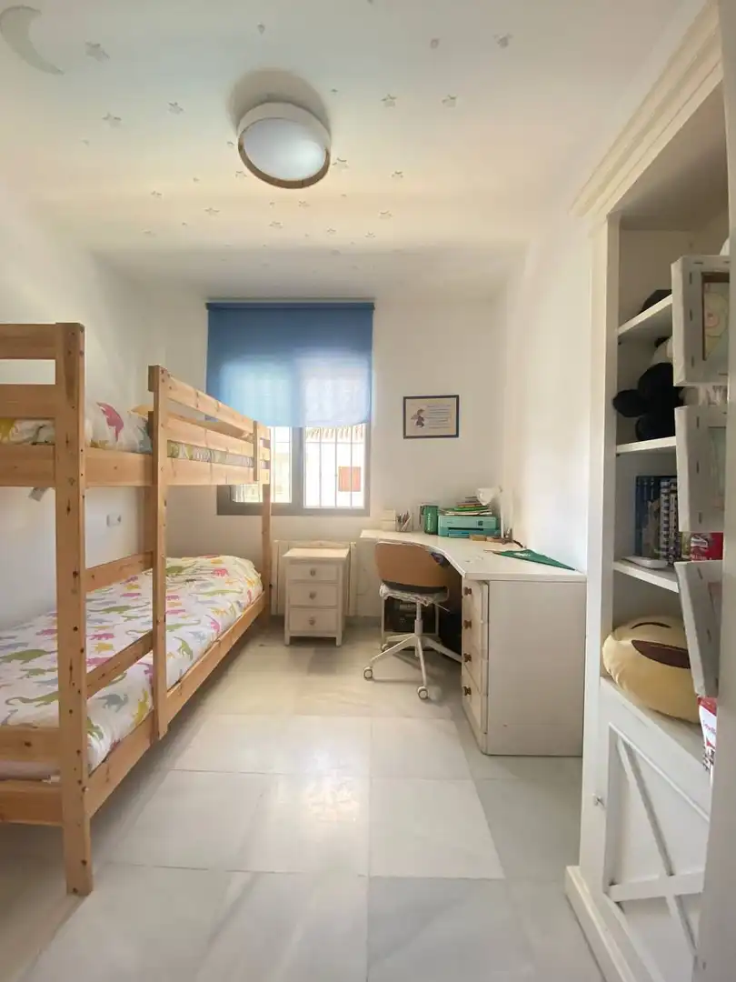 Dormitori de Casa o xalet de lloguer en Islantilla amb Aire condicionat, Terrassa i Balcó