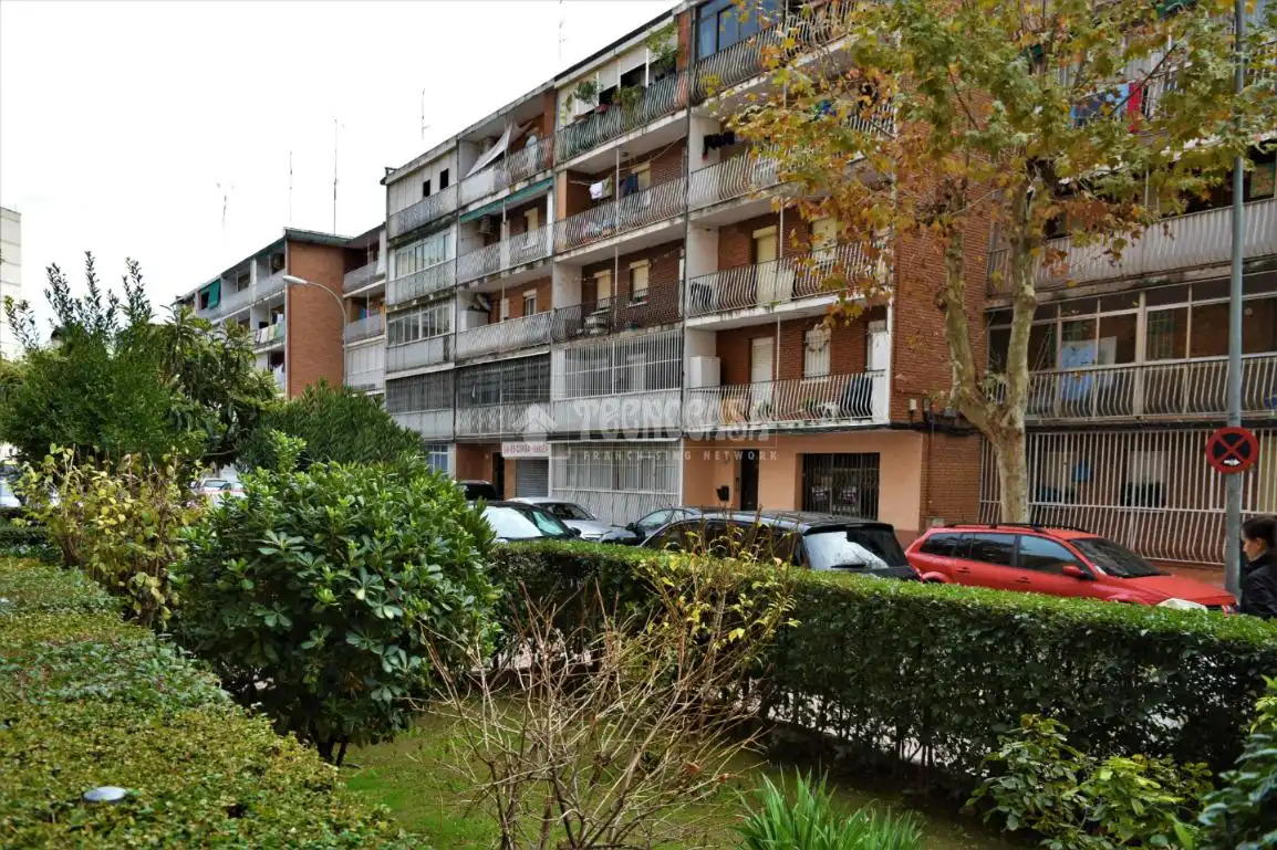 Exterior view of Flat for sale in Alcalá de Henares  with Air Conditioner, Heating and Terrace