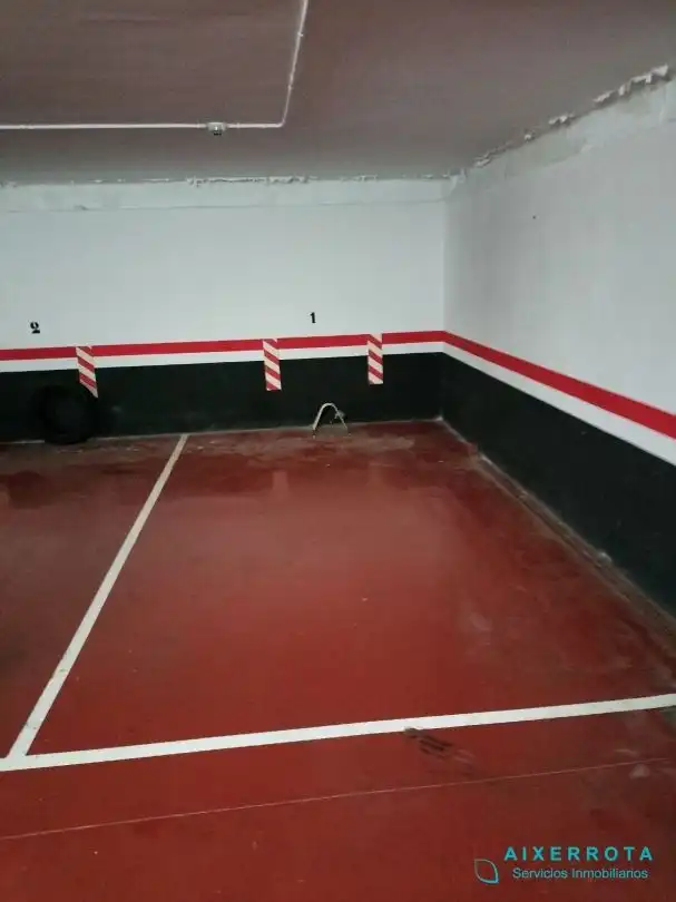 Aparcamiento en venta en Santa María de Getxo