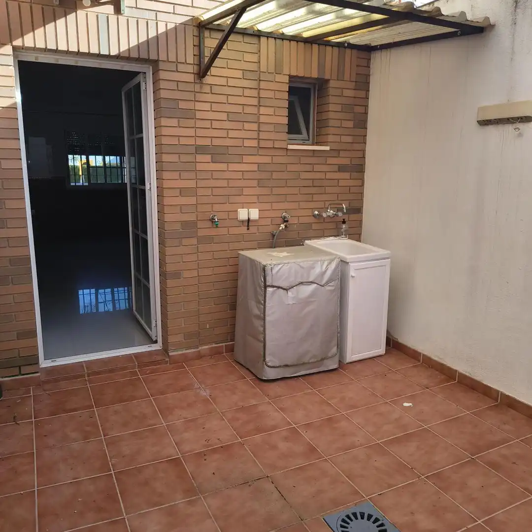 Bany de Casa o xalet en venda en Linares amb Piscina