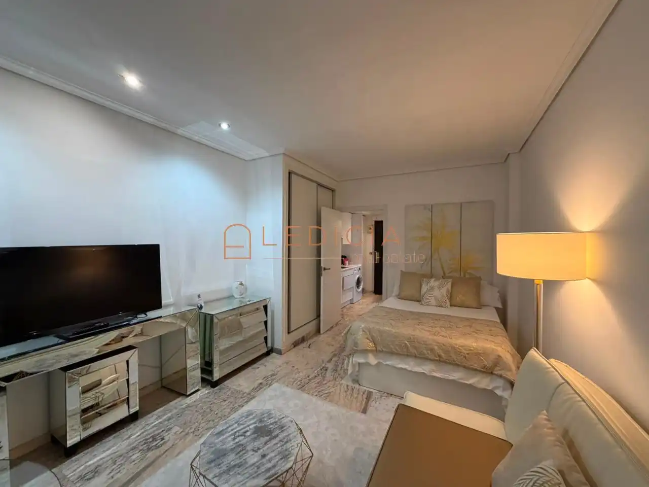 Habitación de Estudio de alquiler en Vigo  con Calefacción y Amueblado