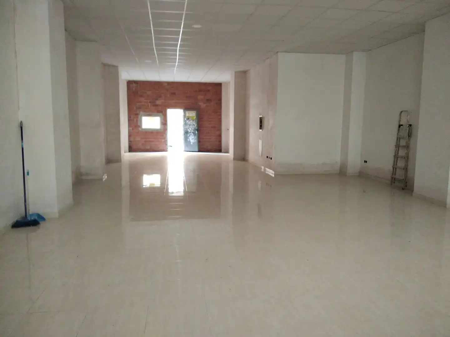 Local commercial à vendre à Calle Emperador August, imagen 4