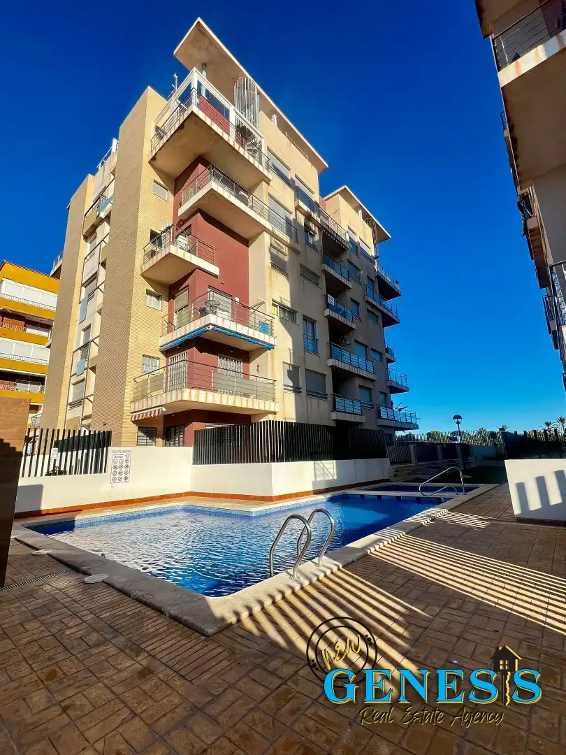Piscina de Apartament en venda en Orihuela amb Aire condicionat, Terrassa i Traster