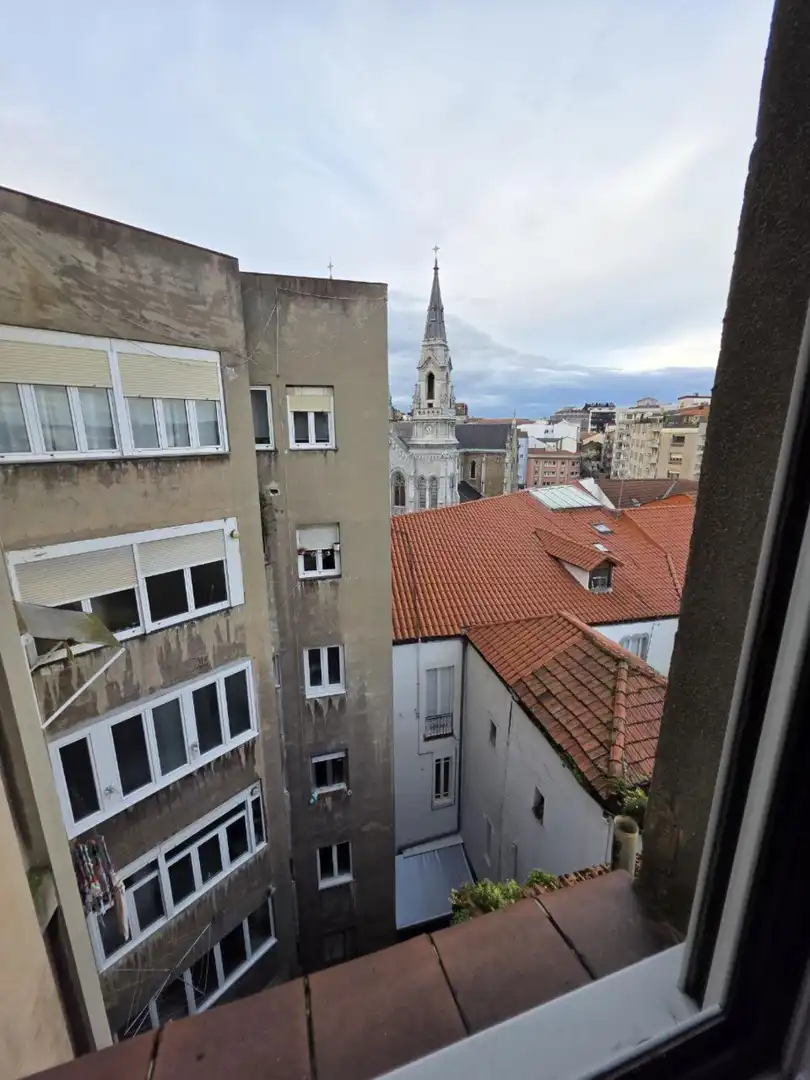 Vista exterior de Ático en venta en Avilés