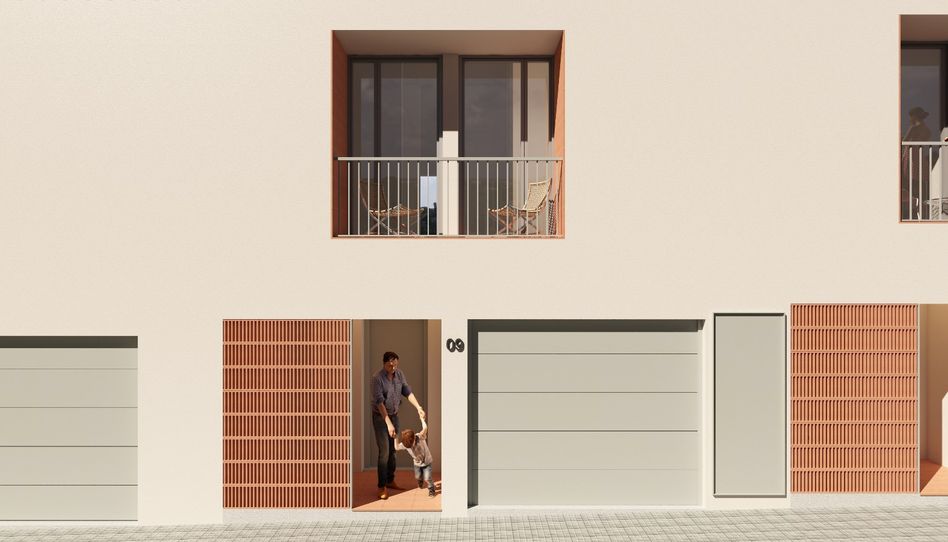 Foto 0 de CASAS ADOSADAS VALL-LLOBREGA