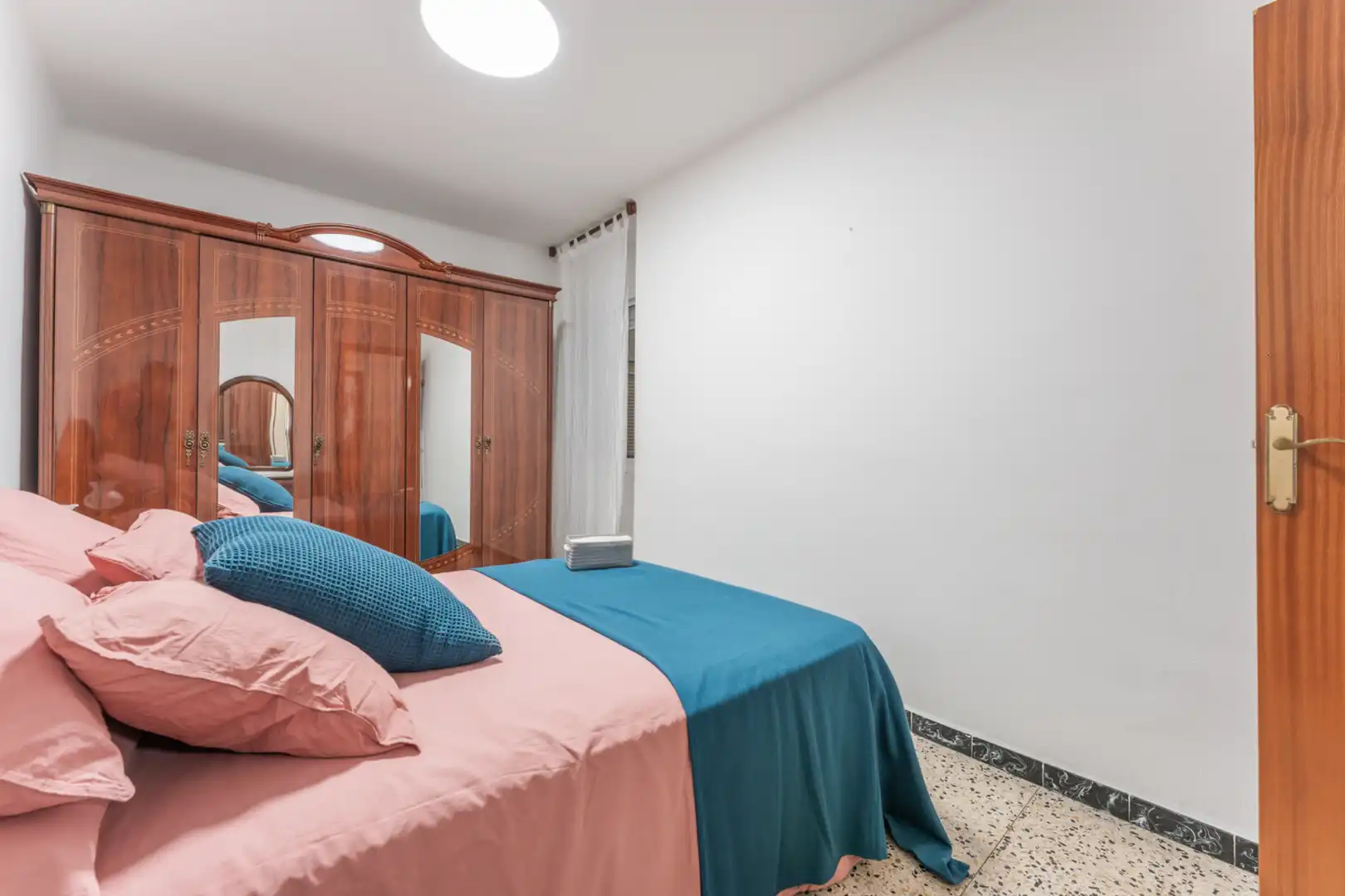 Dormitori de Pis en venda en Mollet del Vallès amb Aire condicionat i Balcó
