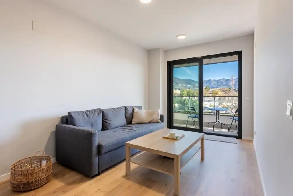 Sala d'estar de Apartament en venda en Mijas amb Aire condicionat, Terrassa i Piscina