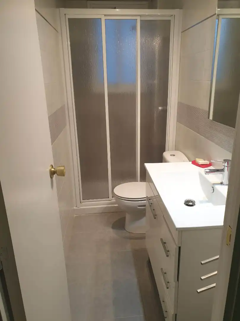 Bathroom of Flat for rent in Zaragoza  with Heating, Parquet flooring and Furnished