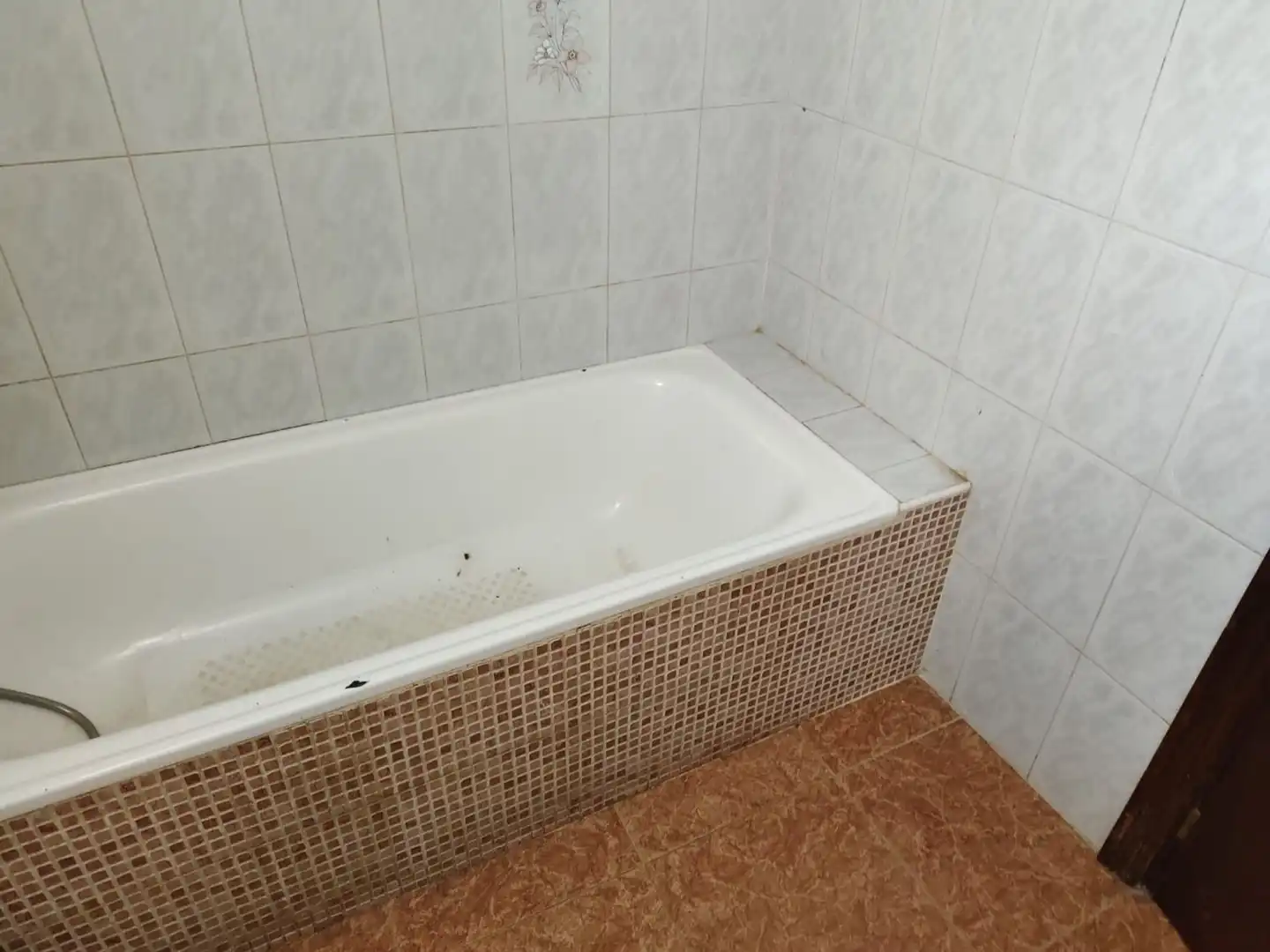 Baño de Piso en venta en Morón de la Frontera con Calefacción