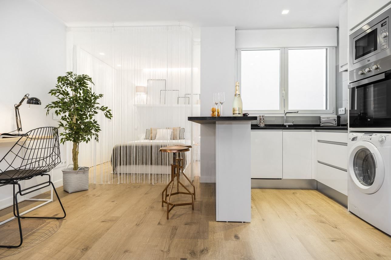 Flat to rent in Carrer de Jordi Juan, 54, Ensanche - Parque del Oeste