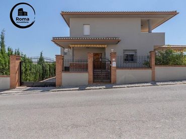 Xalet amb piscina en venda a Villa de Otura