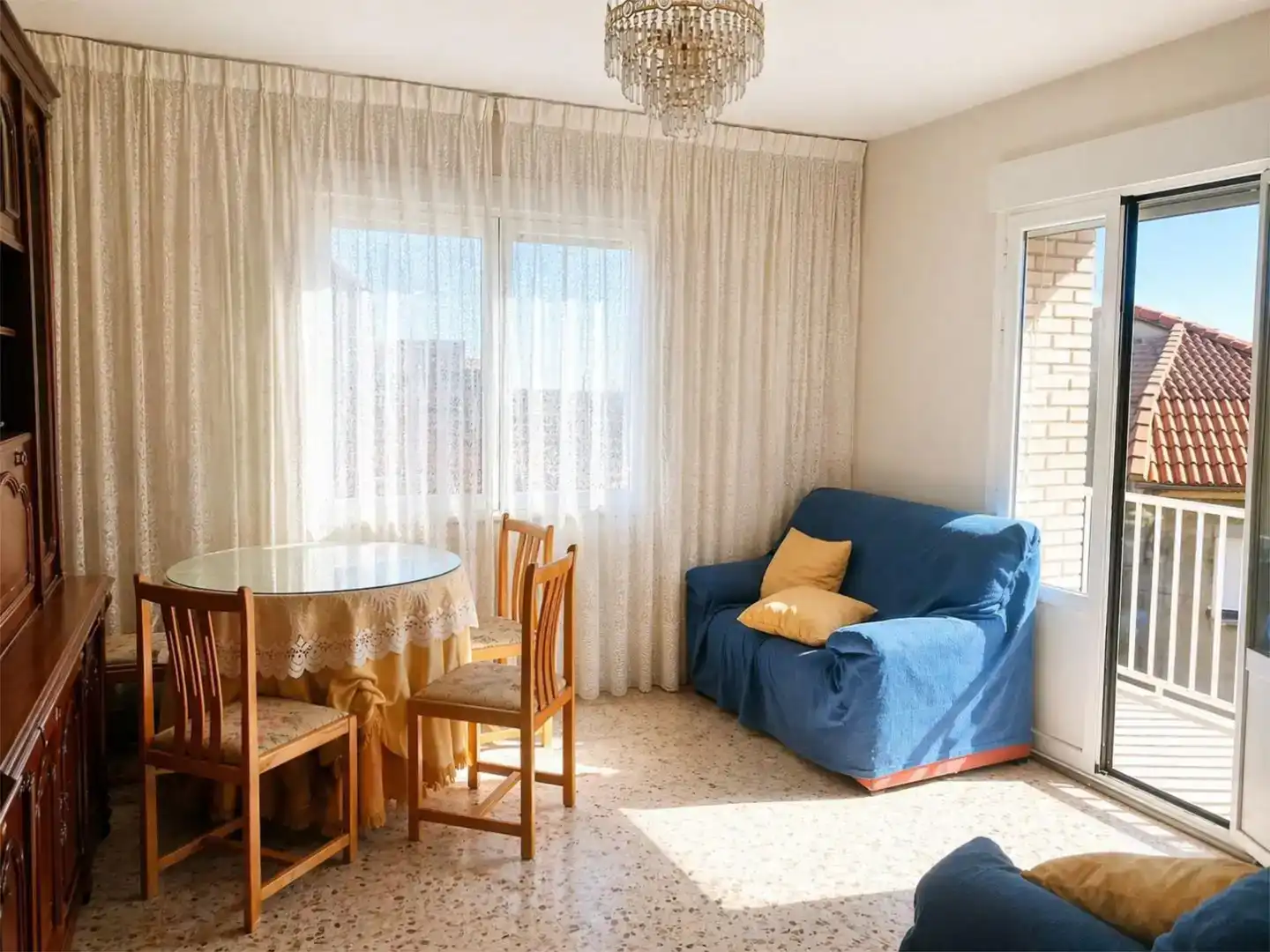 Living room of Flat for sale in Tábara  with Storage room, Furnished and Balcony