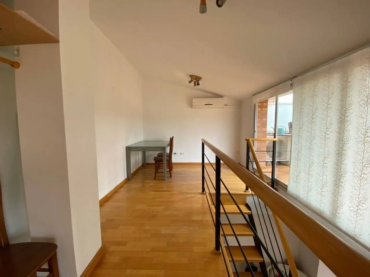 Piso en venta en Sant Quintí de Mediona con Calefacción, Parquet y Terraza