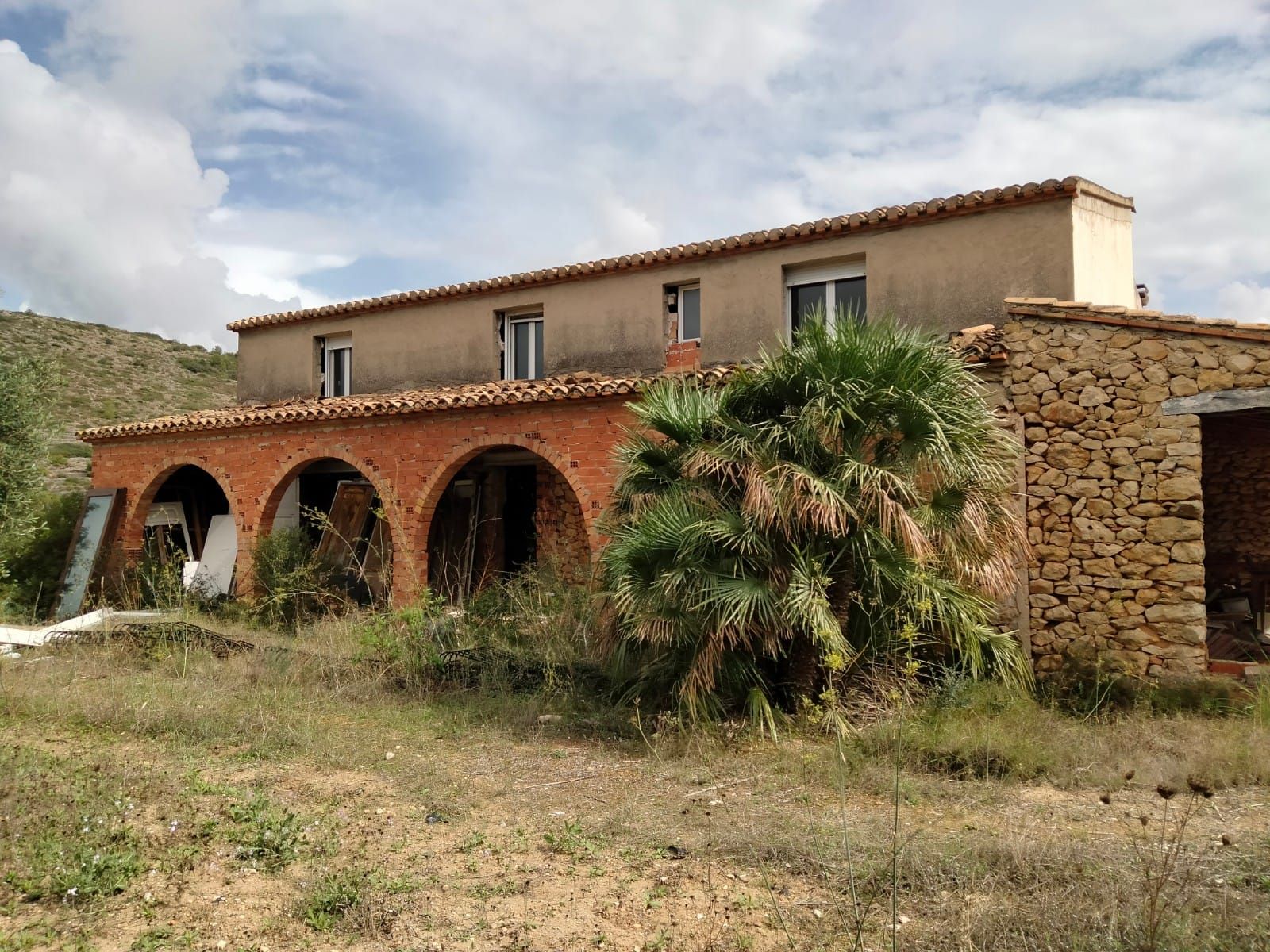 Vista exterior de Finca rústica en venda en Senija amb Jardí privat, Terrassa i Traster