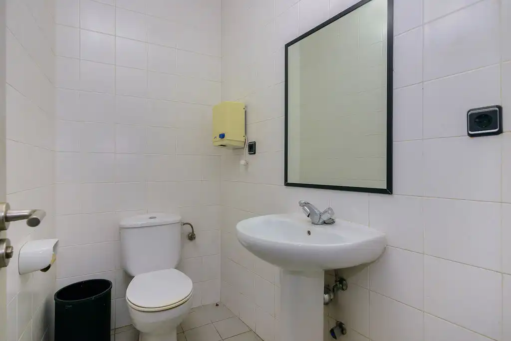 Business premises to rent in C/ Palacio Valdés, imagen 18