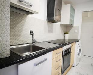 Kitchen of Flat for sale in  Valencia Capital  with Air Conditioner