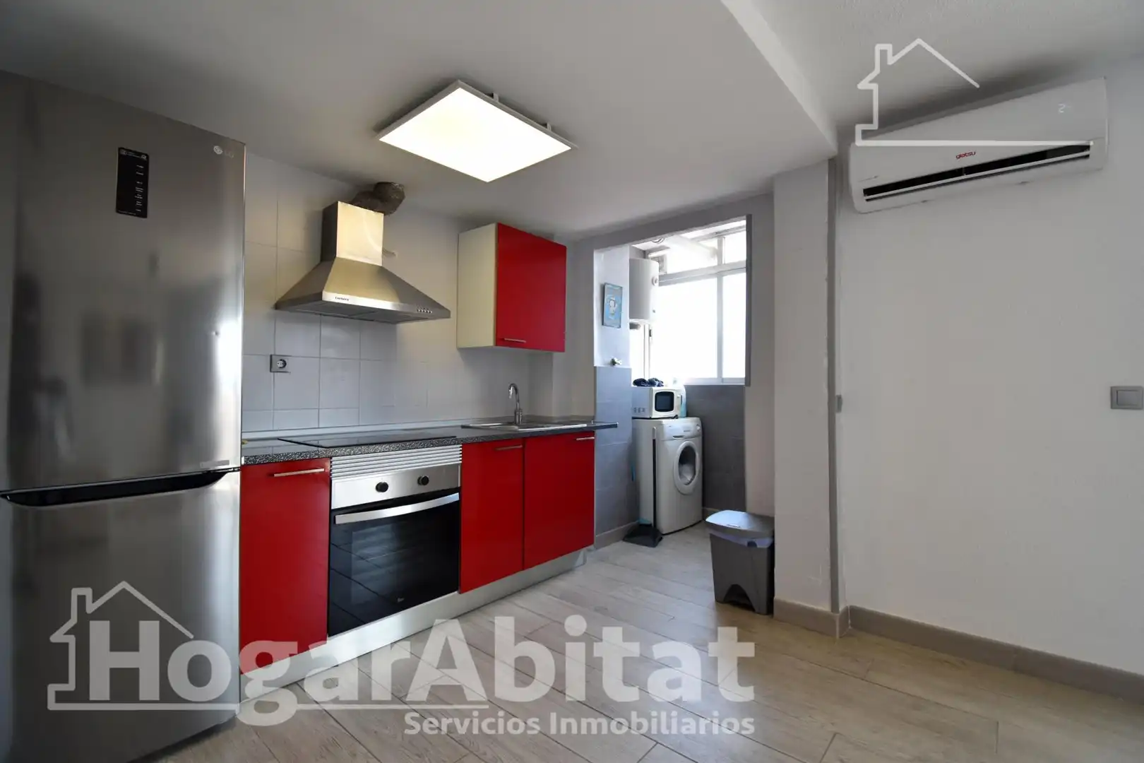 Kitchen of Flat for sale in Miramar  with Air Conditioner, Terrace and Balcony