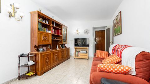 Tu próximo hogar te espera en Sabadell! Amplio, luminoso y lleno de posibilidades!